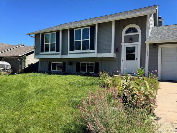 21256 E Powers CIR, Centennial, CO 80015