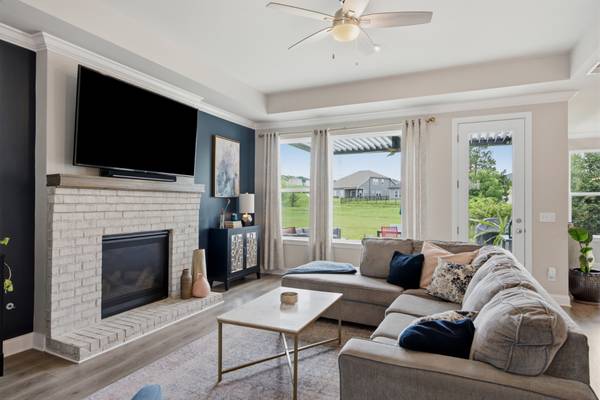 1006 Dermot Dr, Mount Juliet, TN 37122
