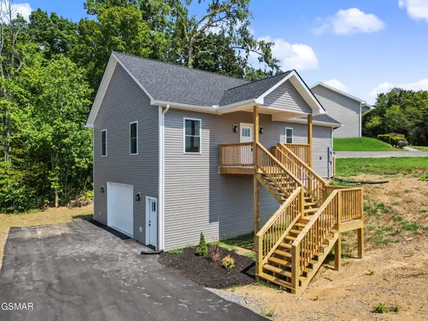 2439 Scenic Mountain Drive, Sevierville, TN 37876