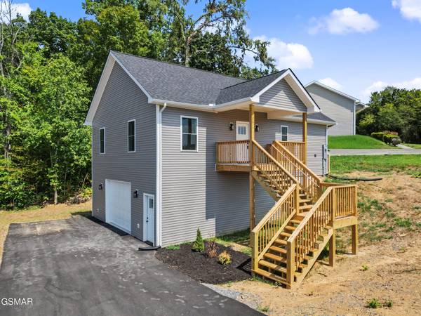 2439 Scenic Mountain Drive, Sevierville, TN 37876