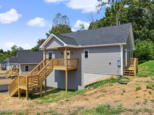 2439 Scenic Mountain Drive, Sevierville, TN 37876