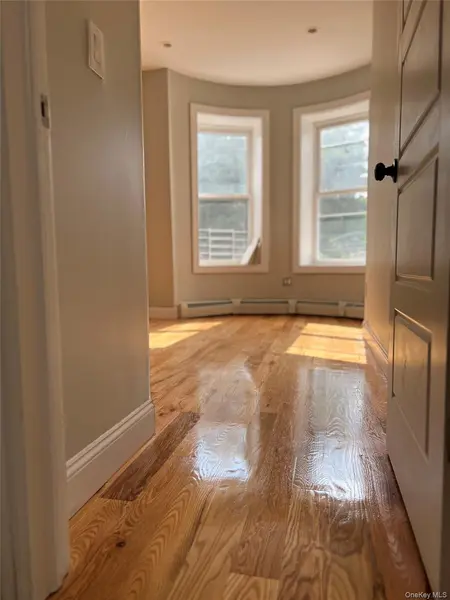 Brooklyn, NY 11207