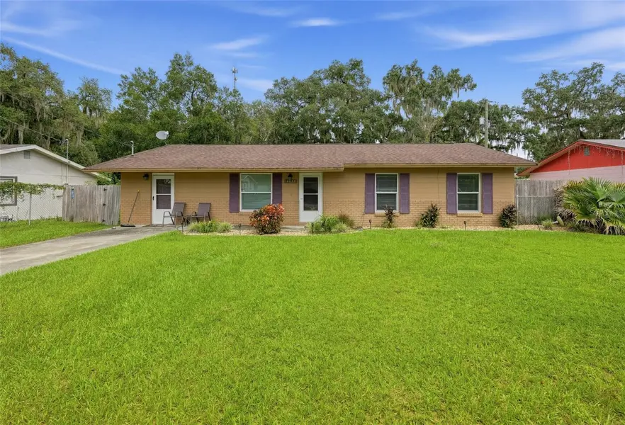 14632 STATE ST, Dade City, FL 33523