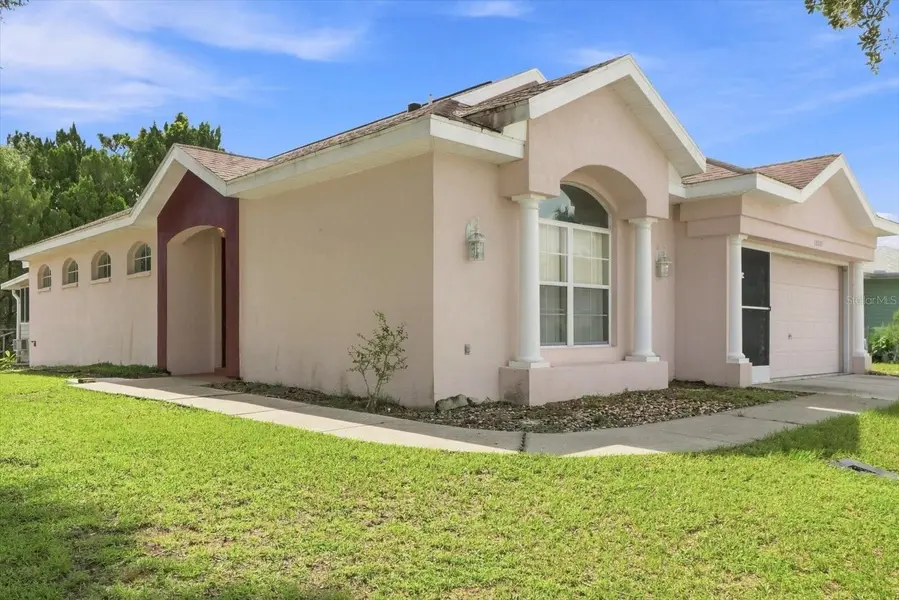10721 S DREW BRYANT CIR, Floral City, FL 34436