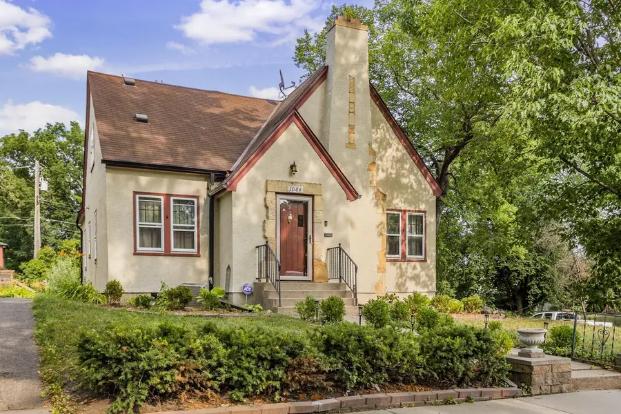 1084 Bradley ST, Saint Paul, MN 55130