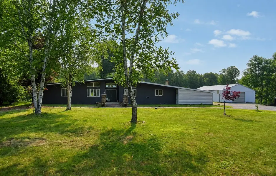 N18440 REED RD, Pembine, WI 54156
