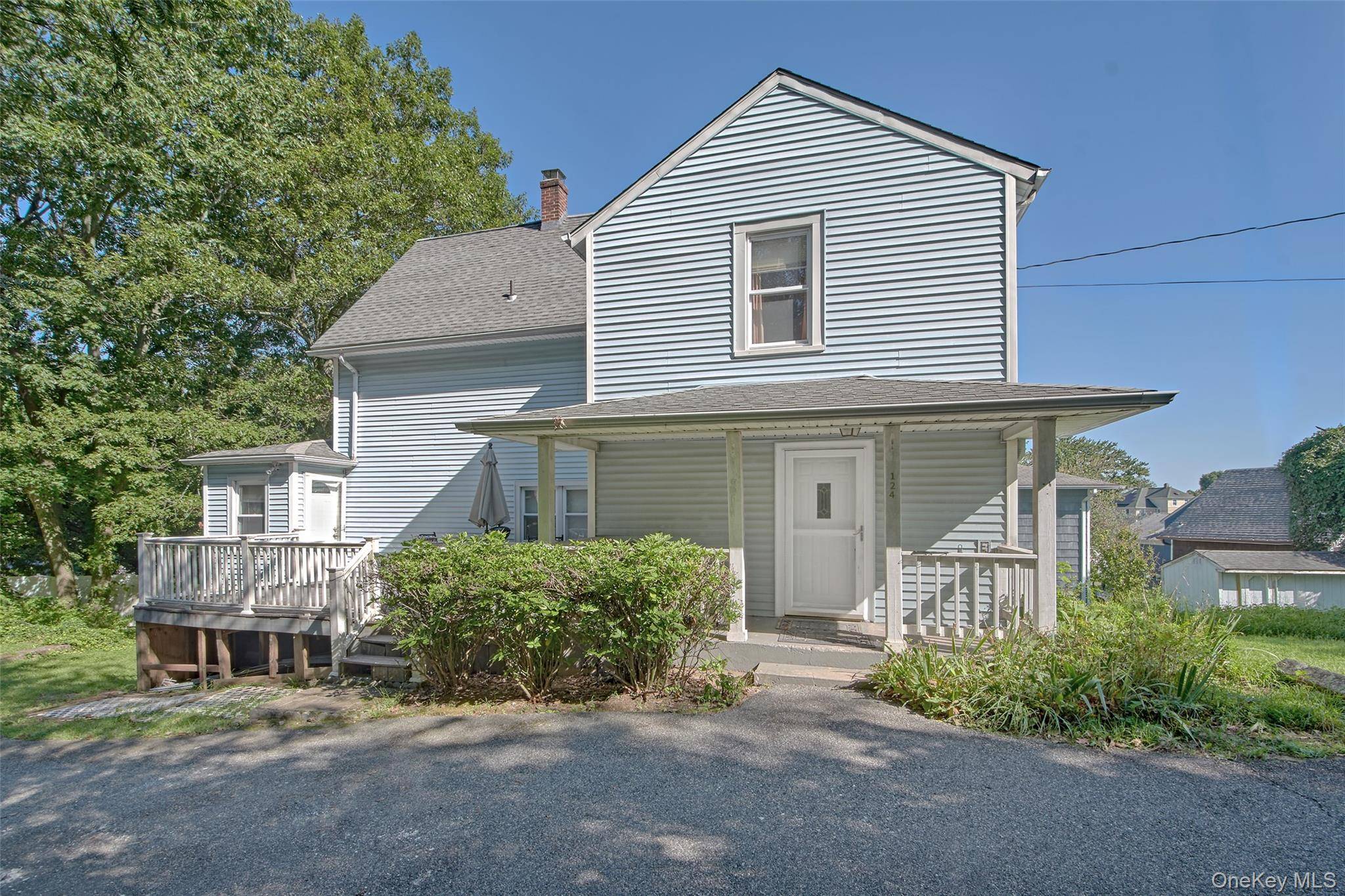 124 Holland ST, Harrison, NY 10528