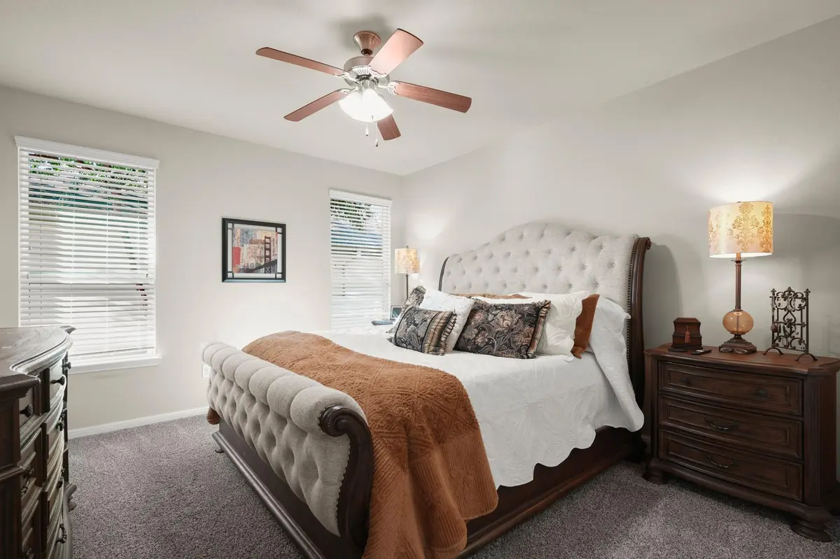 800 Lost Pines LN, Cedar Park, TX 78613