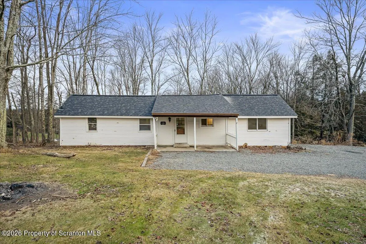 1191 Aberdeen RD, Madison Twp, PA 18444