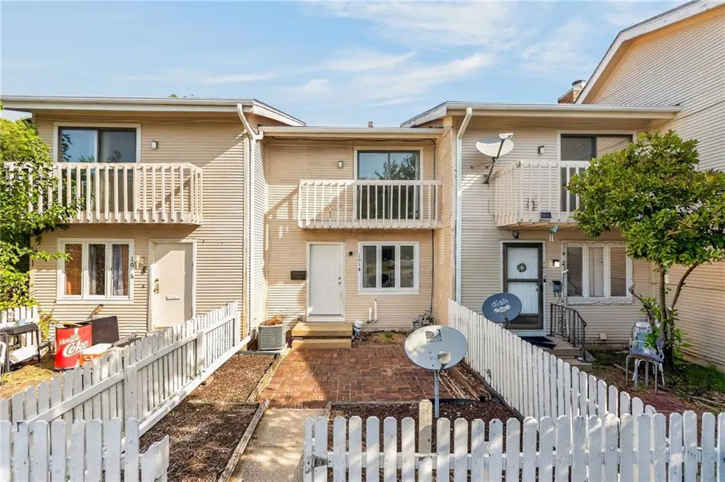 1014 W Maple AVE, Independence, MO 64050