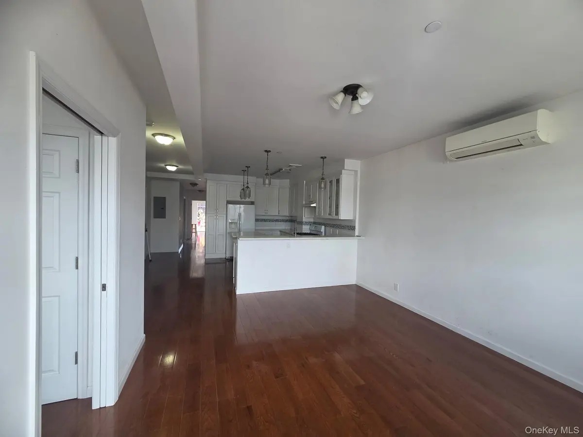 4043 97th ST #4th Floor, Corona, NY 11368