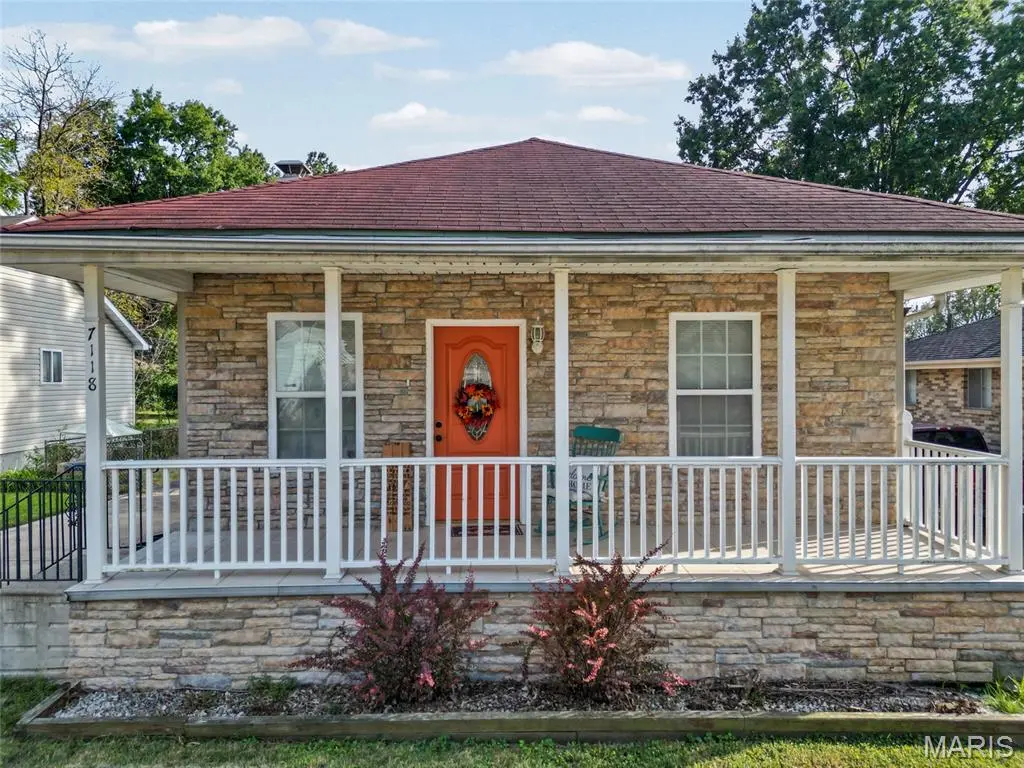 7118 Lindenwood PL, St Louis, MO 63109