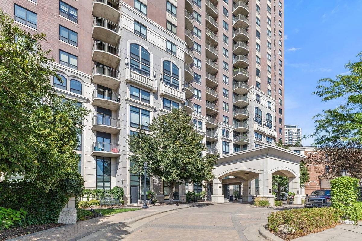 500 E Grant ST #902, Minneapolis, MN 55404