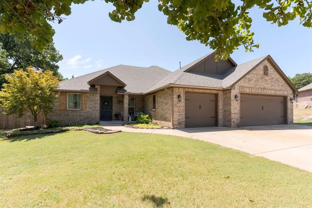874 Cottonwood CT, Guthrie, OK 73044