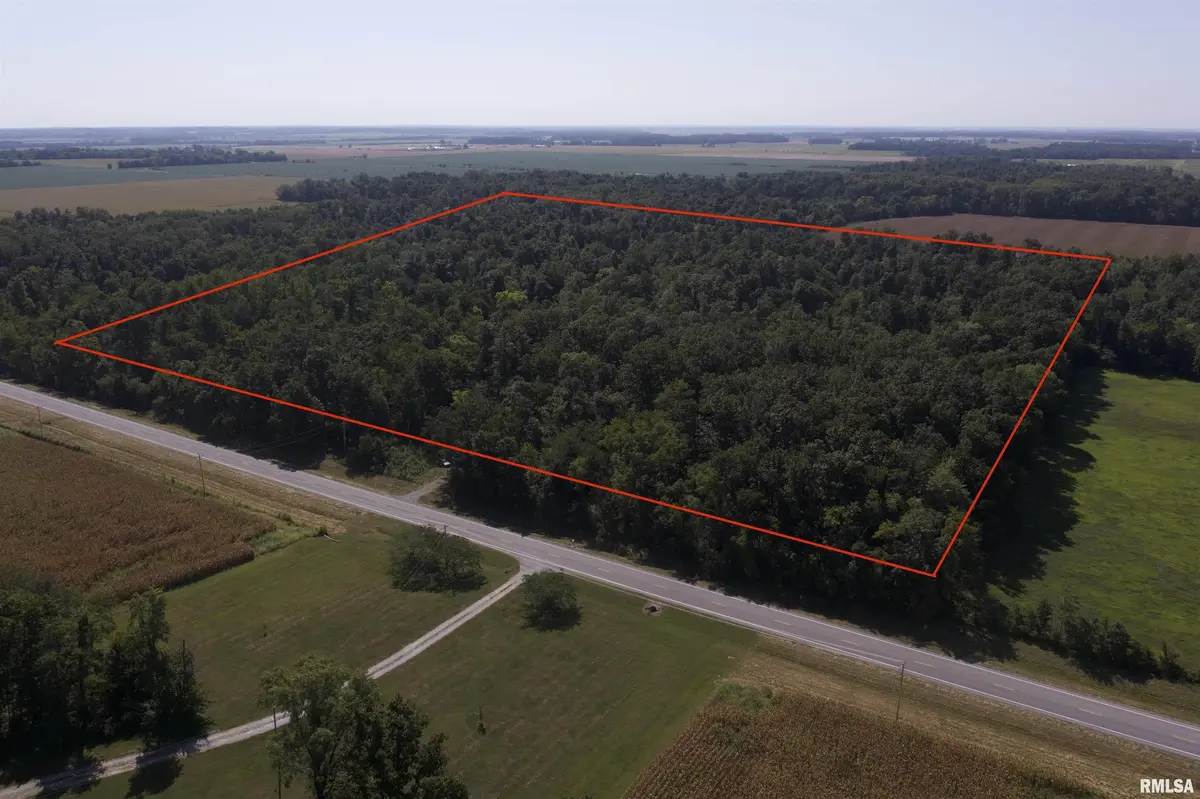 1252 IL-15, Fairfield, IL 62837