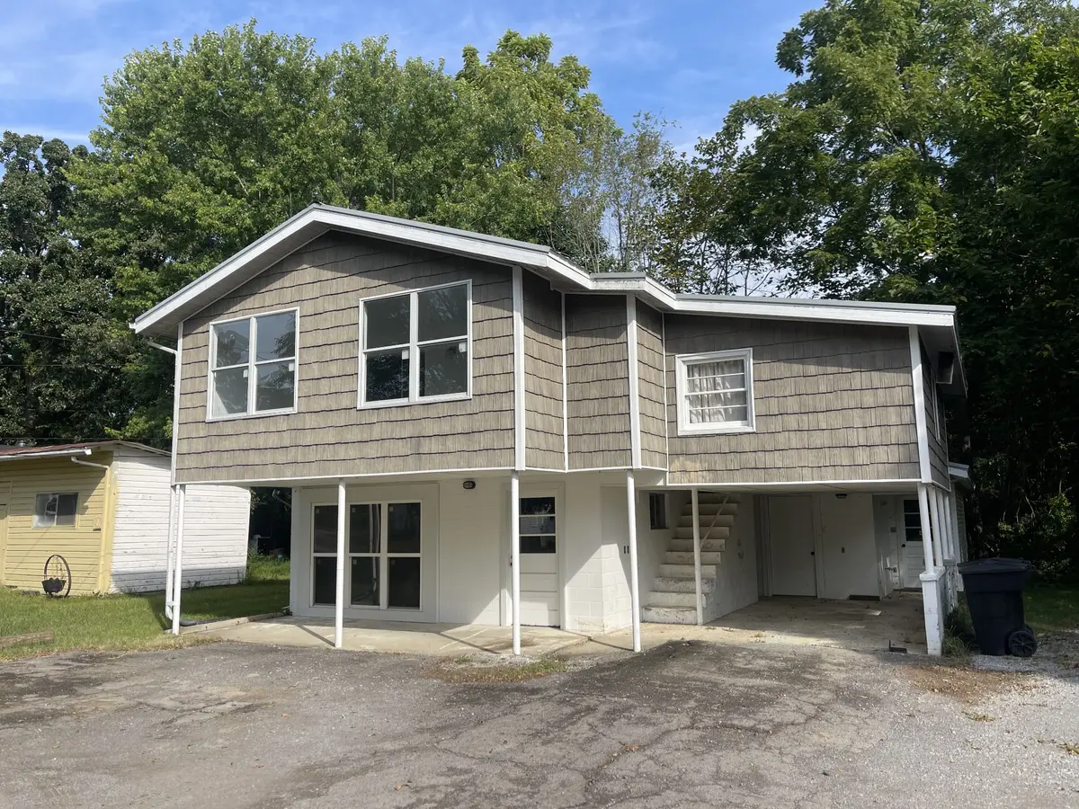 1014 W Lincoln St, Tullahoma, TN 37388