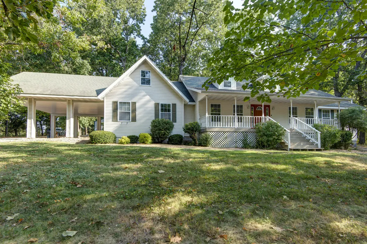 97 Mill Dam RD, Strafford, MO 65757