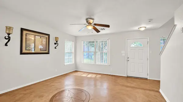 804 Dawlish DR, Pflugerville, TX 78660