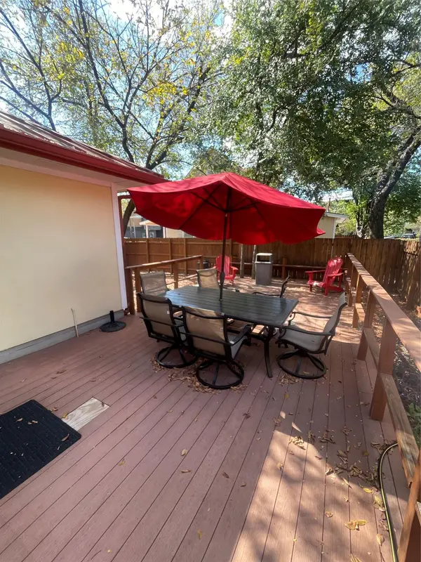 1015 E 3rd ST, Austin, TX 78702