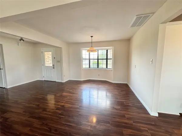 18512 Carlson LN, Elgin, TX 78621