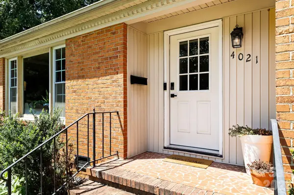 4021 Rutherford DR, Charlotte, NC 28210