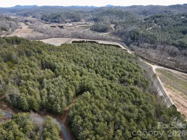 5632 Collette Ridge CIR, Collettsville, NC 28611