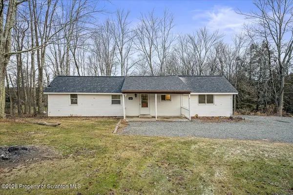 1191 Aberdeen RD, Madison Twp, PA 18444