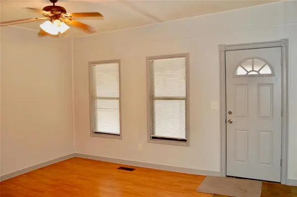 1412 Seneca ST, Leavenworth, KS 66048