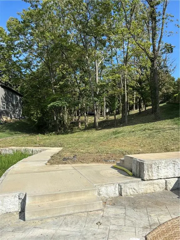 7814 NW Scenic DR, Weatherby Lake, MO 64152