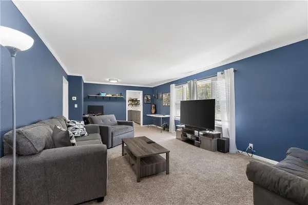 105 S July ST #W, Dearborn, MO 64439