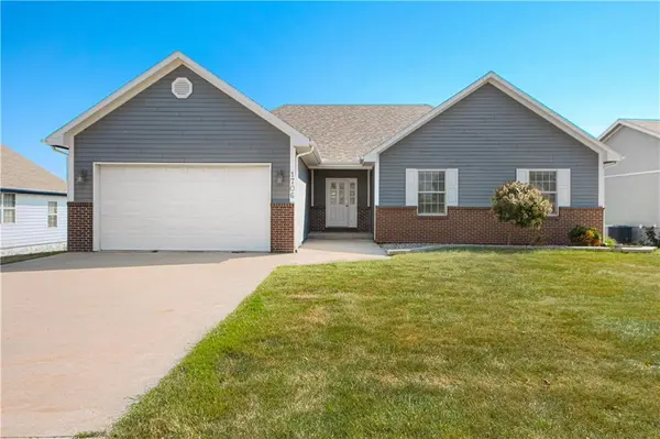 1706 Bluebird CT, Atchison, KS 66002