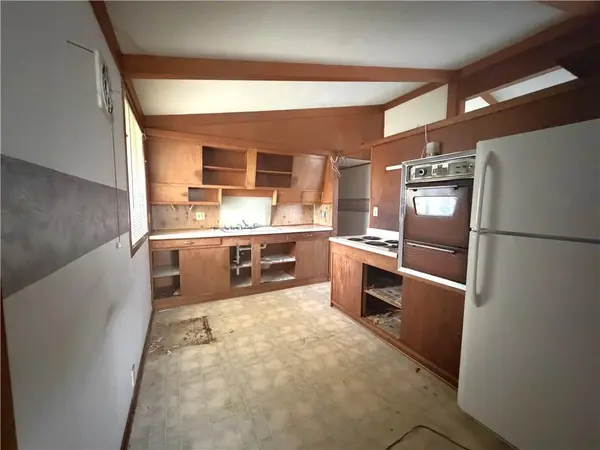 86 11th ST, Chillicothe, MO 64601