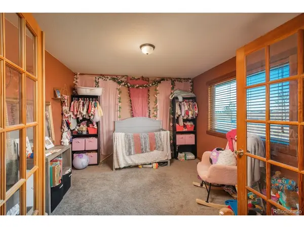 6950 Hodgen, Colorado Springs, CO 80908