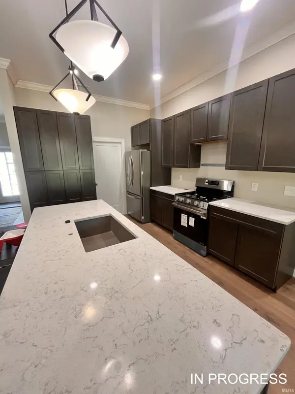3587 Sand DR, Newburgh, IN 47630