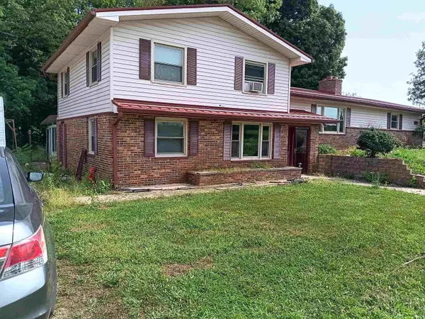 8141 Wheeling PIKE, Jonesboro, IN 46938