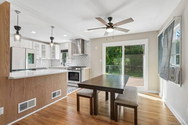 294 Orangeburg RD, Pearl River, NY 10965