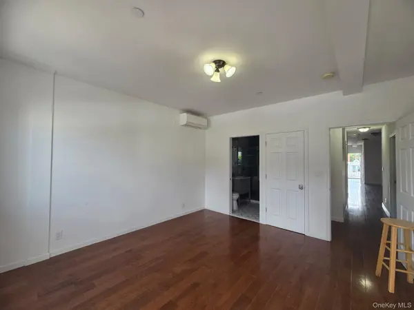 4043 97th ST #4th Floor, Corona, NY 11368