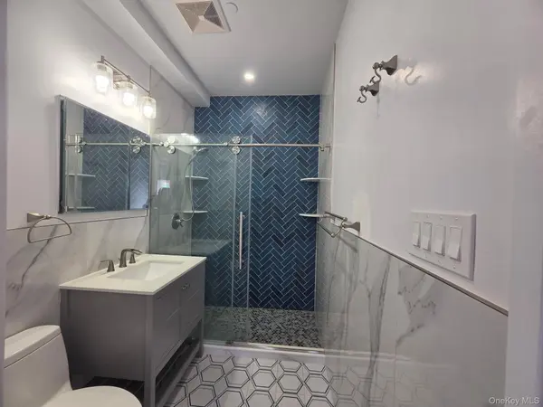 4043 97th ST #4th Floor, Corona, NY 11368