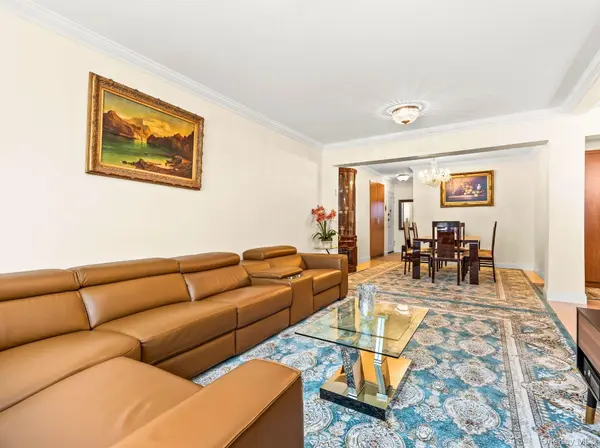 99-41 64th Ave #D7, Rego Park, NY 11374