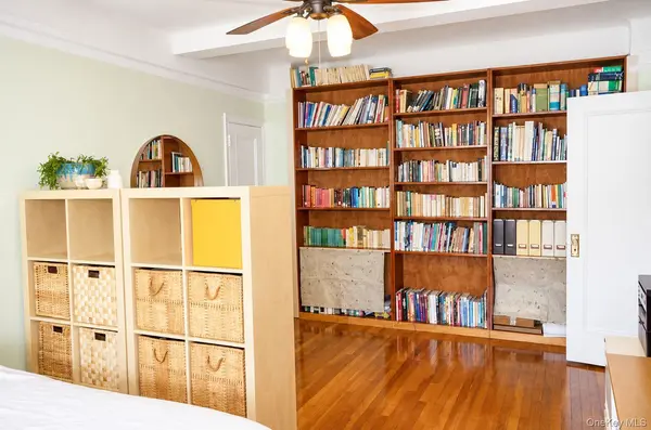 83-00 Talbot ST #7D, Kew Gardens, NY 11415