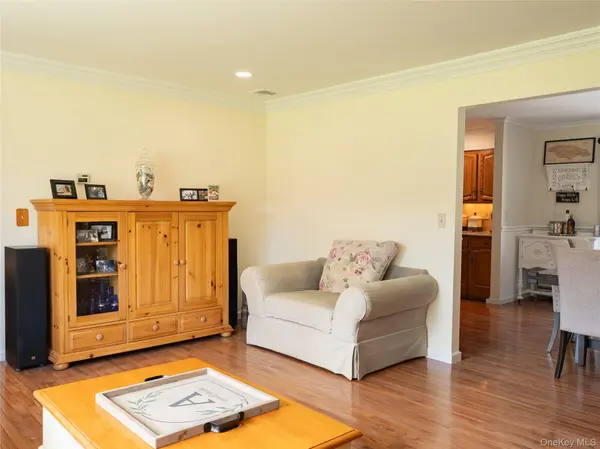 15 Deer View LN, Poughquag, NY 12570