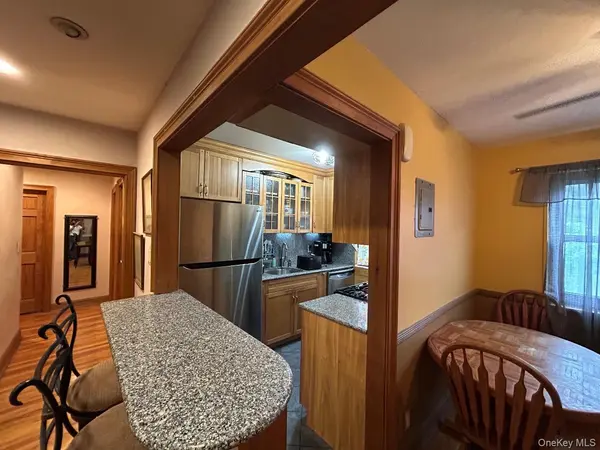 17-06 201nd ST #2-1033, Bayside, NY 11360