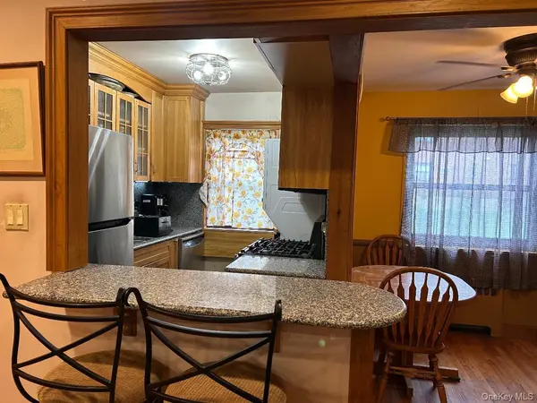 17-06 201nd ST #2-1033, Bayside, NY 11360