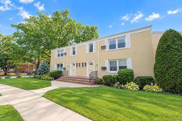 71-68 252nd ST #2B, Bellerose, NY 11426