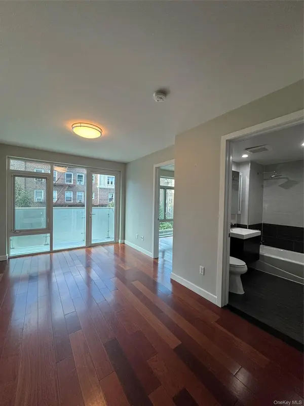 14238 37th AVE #4A, Flushing, NY 11354