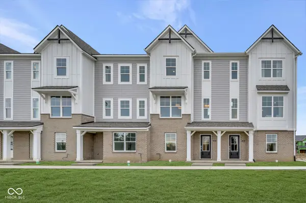11195 Hobbsbrook DR, Noblesville, IN 46060