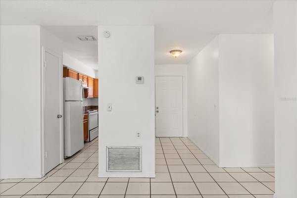 6921 LONGMEADE LN, Orlando, FL 32822