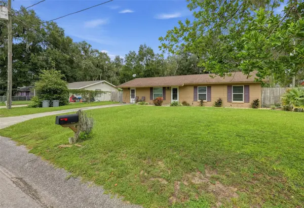 14632 STATE ST, Dade City, FL 33523