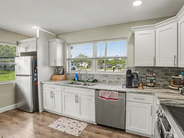 315 AMADOR CIR, Orlando, FL 32810