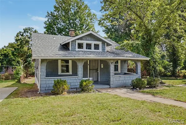 3722 Salome AVE, St Louis, MO 63121
